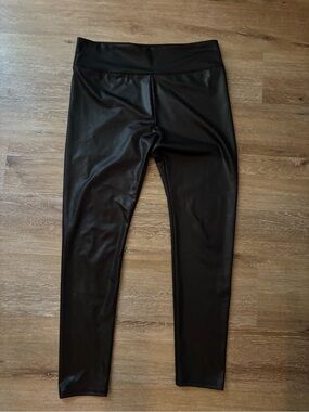 Sleek Black Faux Leather Leggings